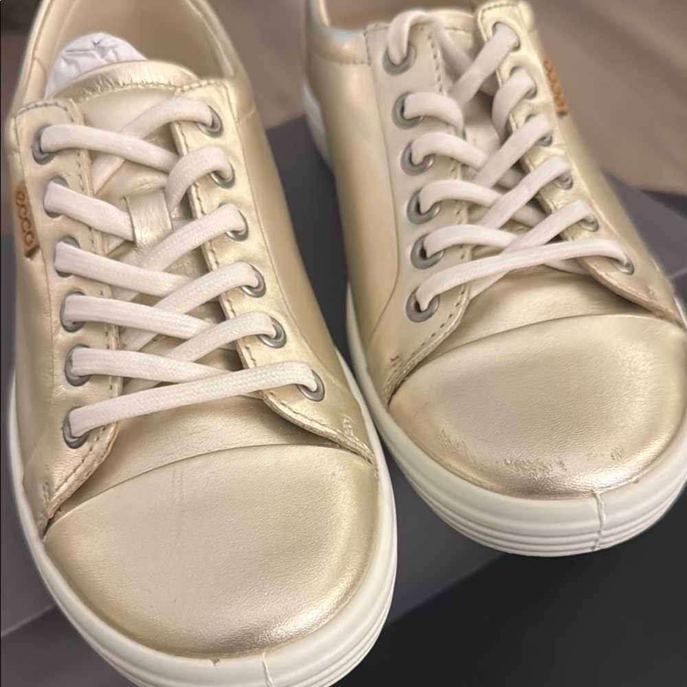 ECCO
Women's Soft VII Leather Lace Up Sneakers Size US 6-6.5 / EU 37❣️🙂 - Picture 14 of 16